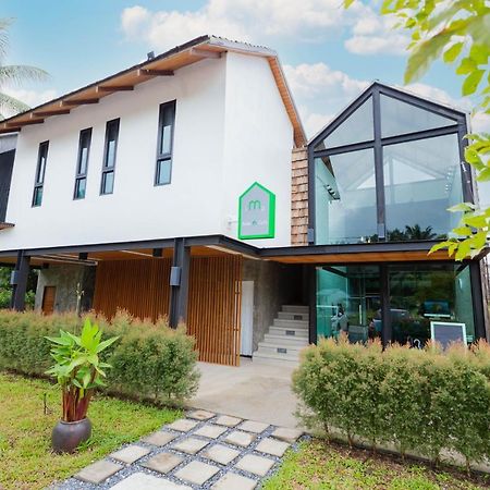 In My Place Cafotel Khlong Thom Экстерьер фото